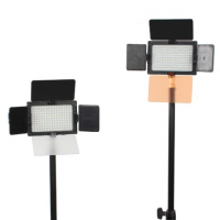 Falcon Eyes LED Lamp Set Dimbaar DV-160V met Statieven